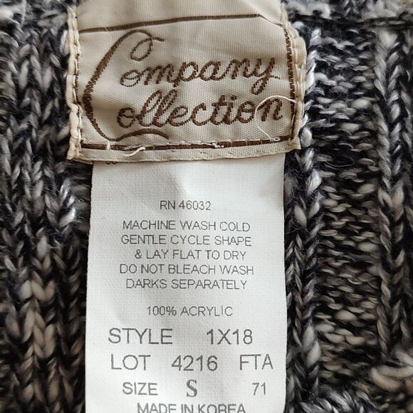 Company Collection red black white block sweater  Sz S - Picture 4 of 4